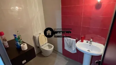 Local comercial en venta en Industria-Bomberos - Más