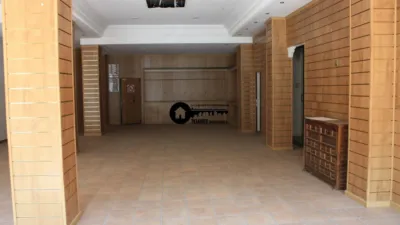 Local comercial en alquiler en Industria - Vista 3