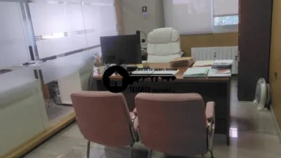 Oficina en venta en Centro-Carretas - Más