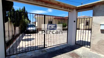 Chalet on Carrer del Forcall photo 34