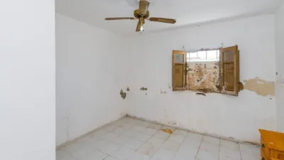 Casa en venta en Calle Font de la Salud, 16, Norte (Castelló de la Plana) de 75.000 €