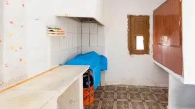 Casa en venta en Calle Font de la Salud, 16, Norte (Castelló de la Plana) de 75.000 €
