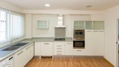 Piso en venta en Calle de Amadeo I, 38, Centro (Castelló de la Plana) de 230.000 €