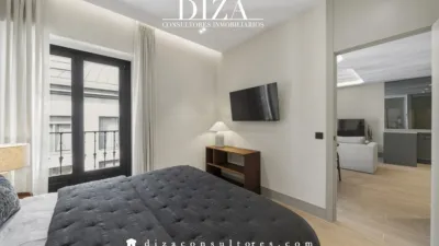 Apartment on Calle Corredera Baja de San Pablo photo 14