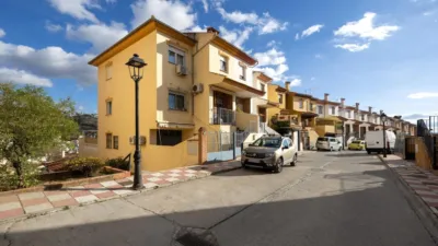 House on Calle Alpes photo 3