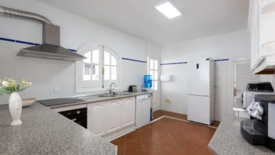Chalet en venta en Calle de Pinotajos, 7, Velilla (Almuñécar) de 595.900 €