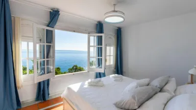 Chalet en venta en Calle de Pinotajos, 7, Velilla (Almuñécar) de 595.900 €