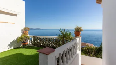 Chalet en venta en Calle de Pinotajos, 7, Velilla (Almuñécar) de 595.900 €