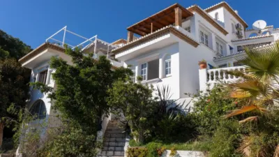 Chalet en venta en Calle de Pinotajos, 7, Velilla (Almuñécar) de 595.900 €