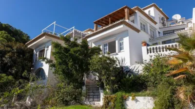 Chalet en venta en Calle de Pinotajos, 7, Velilla (Almuñécar) de 595.900 €