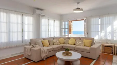 Chalet en venta en Calle de Pinotajos, 7, Velilla (Almuñécar) de 595.900 €