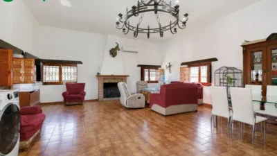 Rustic finca on Calle 18320 photo 8