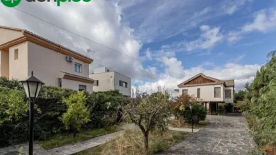 House on Paseo de Huétor-Vega photo 33