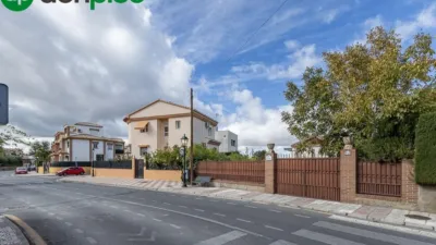 House on Paseo de Huétor-Vega photo 36