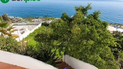 Chalet en venta en Calle de Pinotajos, 7, Velilla (Almuñécar) de 595.900 €