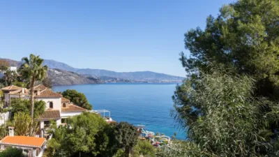 Chalet en venta en Calle de Pinotajos, 7, Velilla (Almuñécar) de 595.900 €