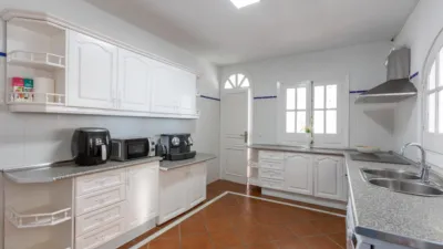 Chalet en venta en Calle de Pinotajos, 7, Velilla (Almuñécar) de 595.900 €