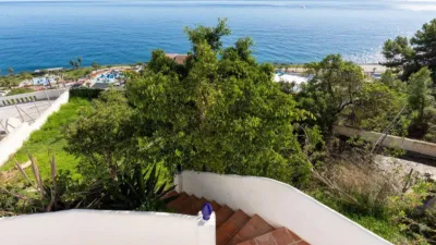 Chalet en venta en Calle de Pinotajos, 7, Velilla (Almuñécar) de 595.900 €