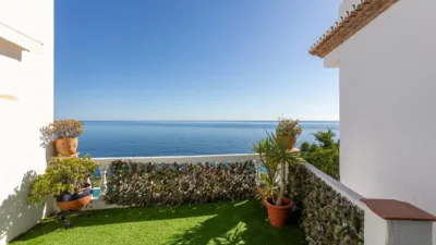 Chalet en venta en Calle de Pinotajos, 7, Velilla (Almuñécar) de 595.900 €