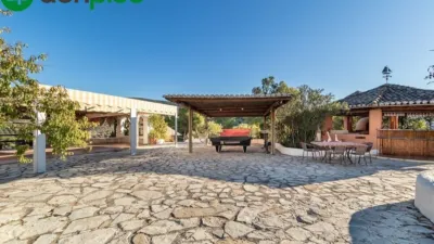 Chalet on Cortijo Salinas Street photo 17