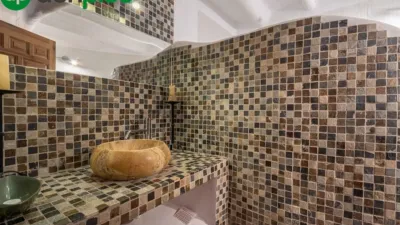 Chalet on Cortijo Salinas Street photo 35
