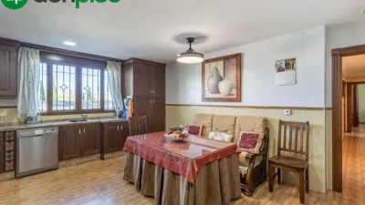 Chalet on Calle Diseminados (Detached Dwelling) photo 10