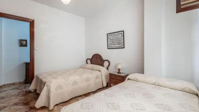 Piso en venta en Avenida de Madrid, 20, San Ildefonso (Hospital Real) (Distrito Beiro. Granada Capital) de 459.000 €