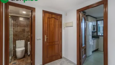Piso en venta en Calle Pdta Jose Fernandez Mtnez, Número 6, Los Periodistas-Parque Almunia-Albayda (Granada Capital) de 379.000 €