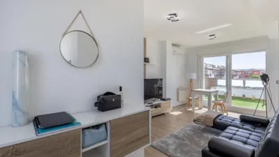 Top-floor apartment on Calle de Torrente Ballester, 3 photo 6