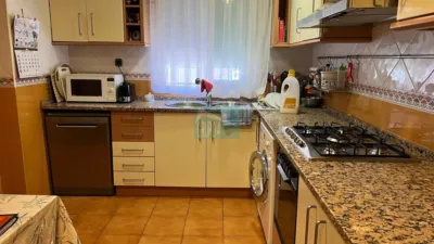 Chalet en venta en Calle de Alcubierre, Casetas-Garrapinillos-Monzalbarba (Zaragoza Capital) de 299.000 €