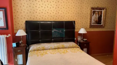 Chalet en venta en Calle de Alcubierre, Casetas-Garrapinillos-Monzalbarba (Zaragoza Capital) de 299.000 €
