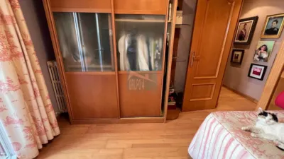 Chalet en venta en Calle de Alcubierre, Casetas-Garrapinillos-Monzalbarba (Zaragoza Capital) de 299.000 €