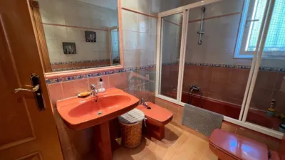 Chalet en venta en Calle de Alcubierre, Casetas-Garrapinillos-Monzalbarba (Zaragoza Capital) de 299.000 €