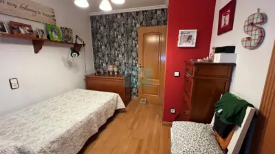 Chalet en venta en Calle de Alcubierre, Casetas-Garrapinillos-Monzalbarba (Zaragoza Capital) de 299.000 €