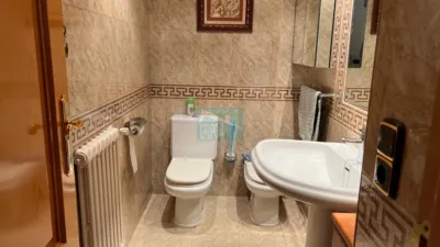 Chalet en venta en Calle de Alcubierre, Casetas-Garrapinillos-Monzalbarba (Zaragoza Capital) de 299.000 €
