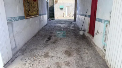 Chalet en venta en Calle de San Pedro, Luceni de 99.900 €