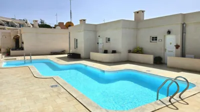 Apartamento en calle Tenerife photo 38