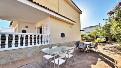 Chalet on Baix Maestrat Street (Del) photo 42