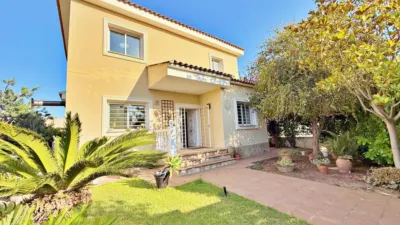 Chalet on Baix Maestrat Street (Del) photo 7