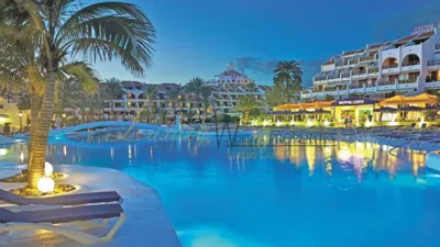 Dúplex en venta en Avenida de las Américas, Playa de Las Américas (Arona) de 725.000 €