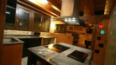Chalet en Antoñana photo 3