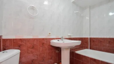 Apartment on Gumiel Street, San Pedro photo 36