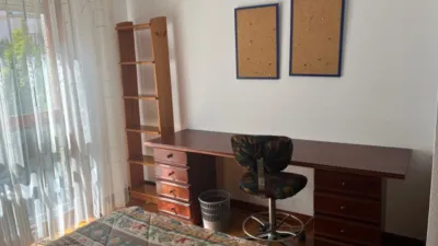 Piso en alquiler en Mendebaldea, Ermitagaña-Mendebaldea-Etxabakoitz (Pamplona - Iruña) de 950 €<span>/mes</span>