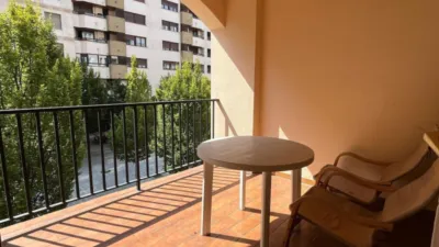 Piso en alquiler en Mendebaldea, Ermitagaña-Mendebaldea-Etxabakoitz (Pamplona - Iruña) de 950 €<span>/mes</span>