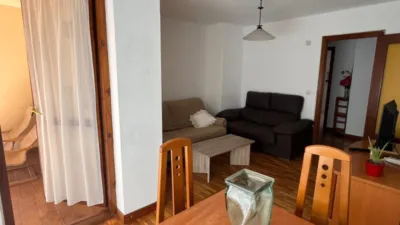 Piso en alquiler en Mendebaldea, Ermitagaña-Mendebaldea-Etxabakoitz (Pamplona - Iruña) de 950 €<span>/mes</span>