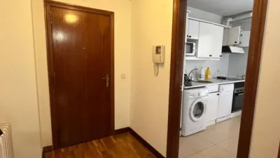 Piso en alquiler en Mendebaldea, Ermitagaña-Mendebaldea-Etxabakoitz (Pamplona - Iruña) de 950 €<span>/mes</span>