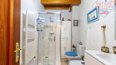 Semi-detached house on Calle Poblado Renedo photo 34