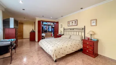 Apartment on Carrer Benito Pérez Galdós photo 39