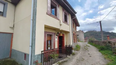 Rustic house on Calle La Longa, No. 3 photo 3