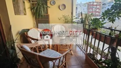 Apartment on Gran Via de les Germanies, 18 photo 3